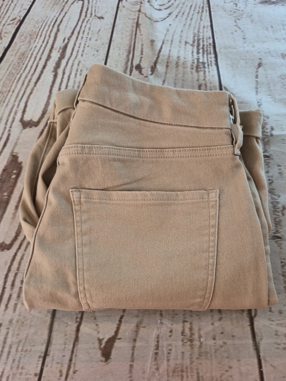 Aeropostale High Rise Curvy Bermuda‎ Shorts Tan Size 5